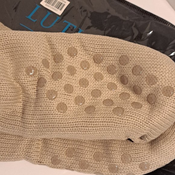 Luther Pike Seattle Tan Slipper Socks - Picture 3 of 4